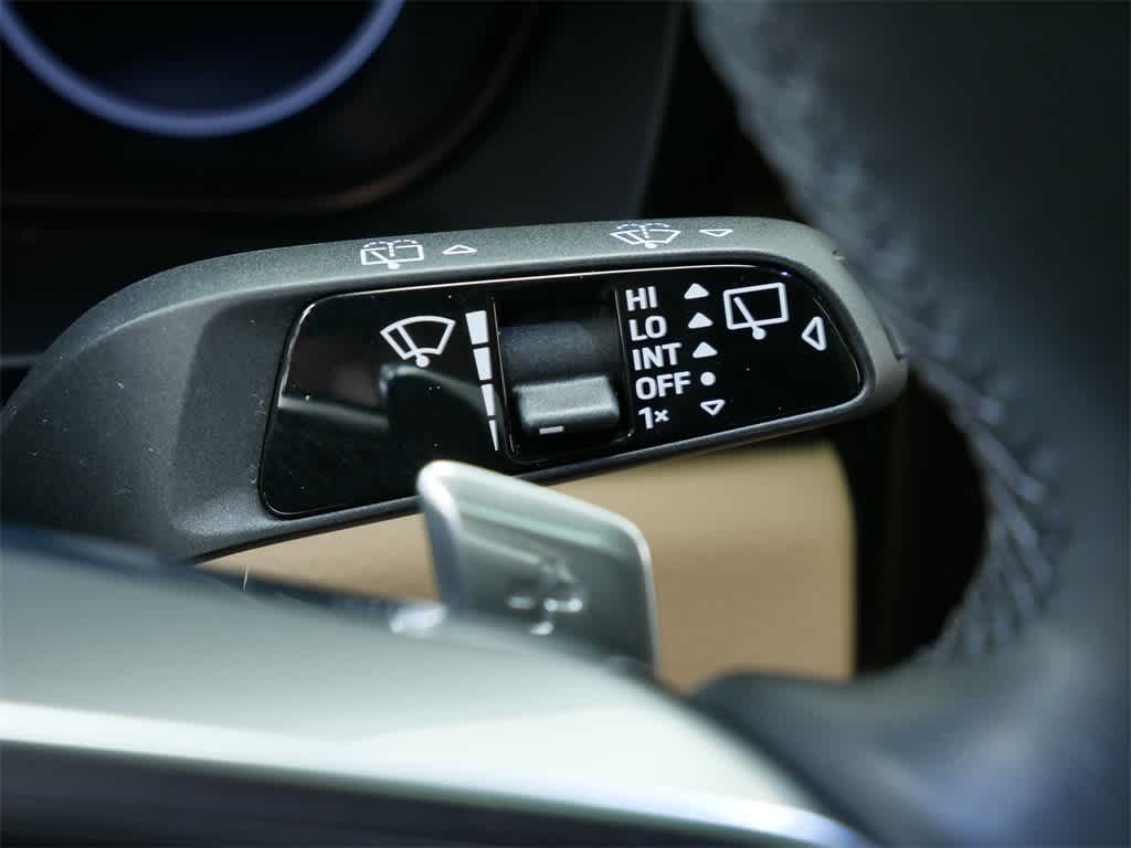 Thumbnail: 2022 Porsche Cayenne - 22