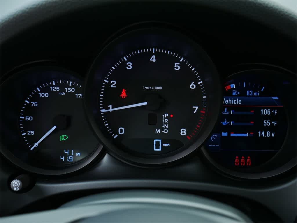 Thumbnail: 2026 Porsche Macan - 24