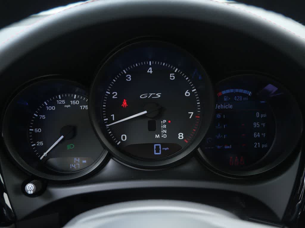 Thumbnail: 2026 Porsche Macan - 24