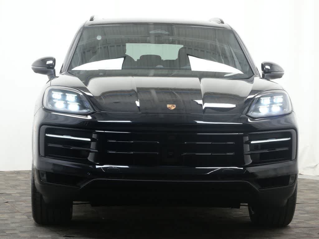 Thumbnail: 2026 Porsche Cayenne - 10
