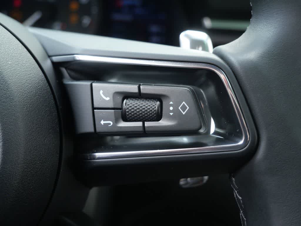 Thumbnail: 2026 Porsche Macan - 25