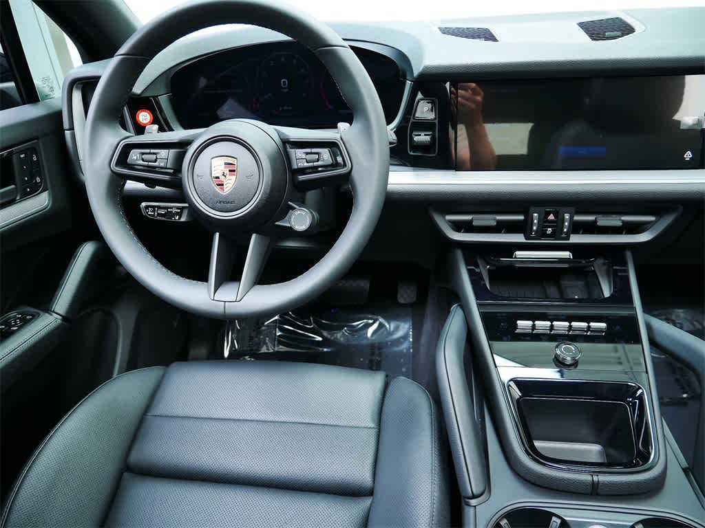 Thumbnail: 2025 Porsche Cayenne - 16