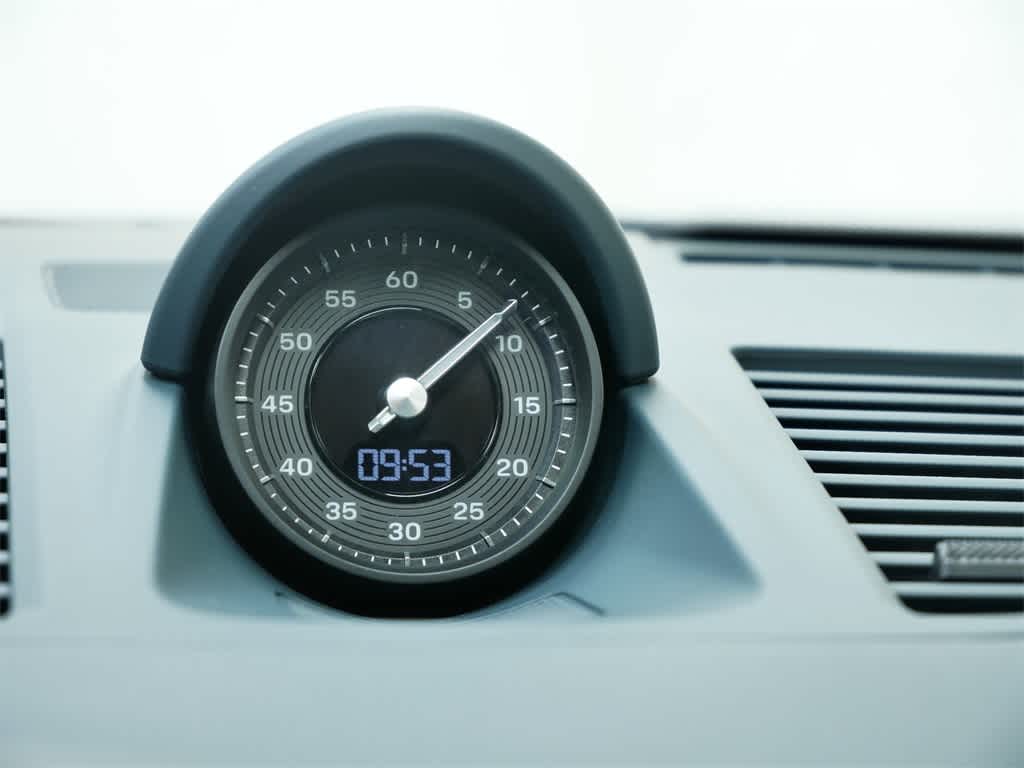 Thumbnail: 2023 Porsche 911 - 20