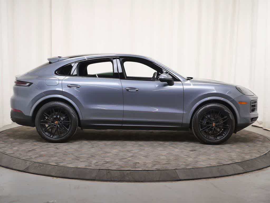 Thumbnail: 2026 Porsche Cayenne - 8