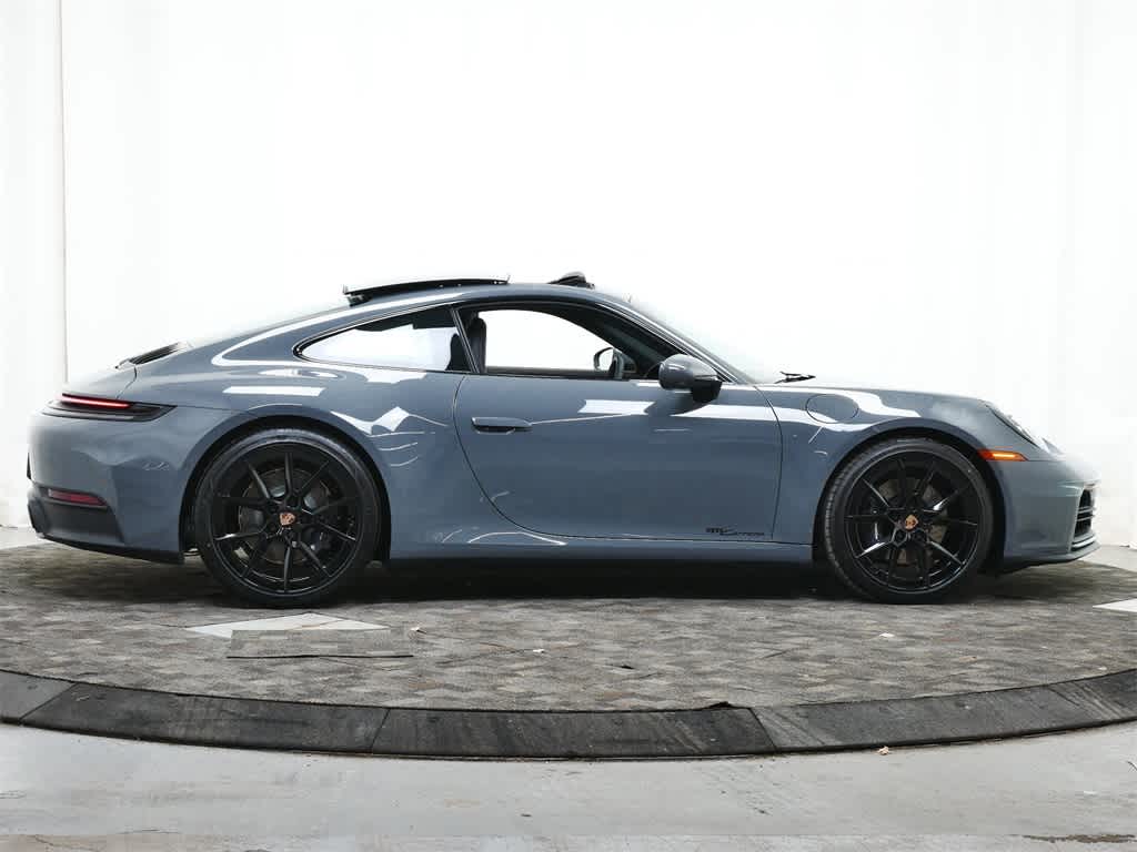 Thumbnail: 2026 Porsche 911 - 8