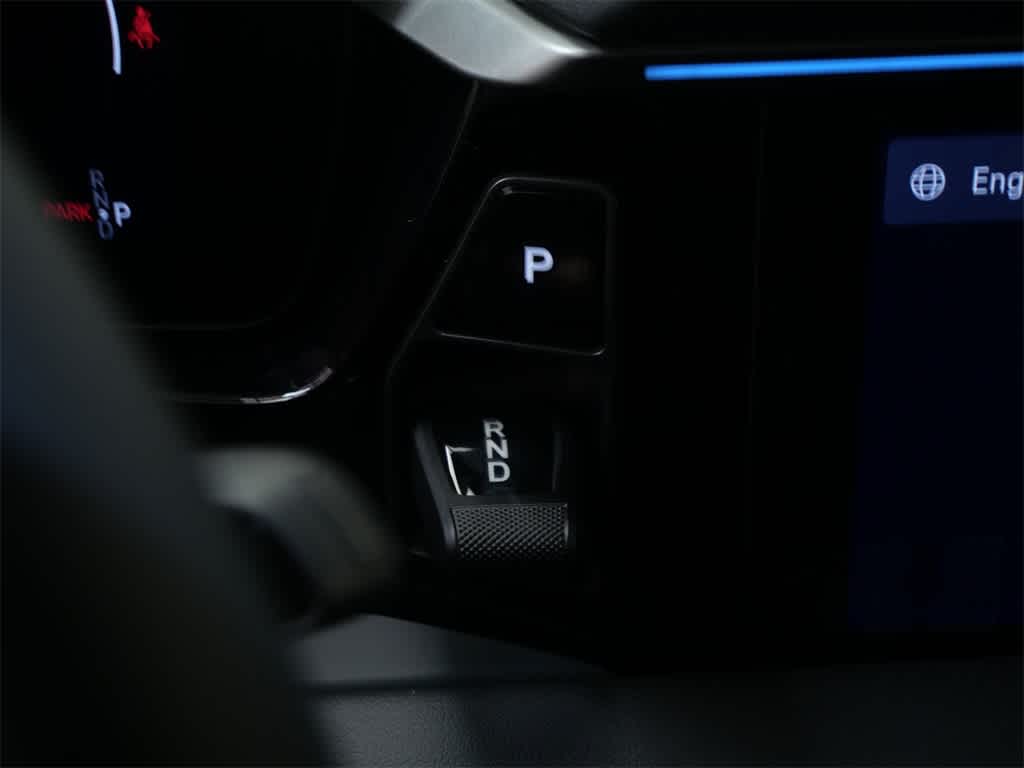 Thumbnail: 2026 Porsche Macan - 20