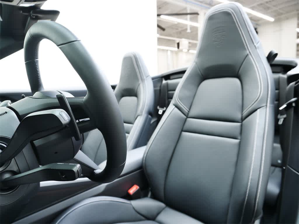 Thumbnail: 2026 Porsche 911 - 5