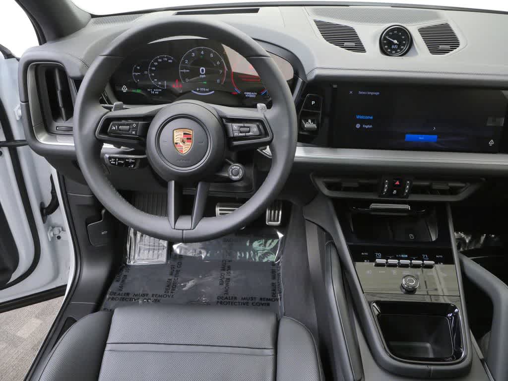 Thumbnail: 2026 Porsche Cayenne - 16