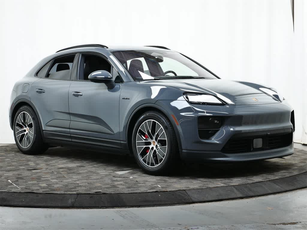 Thumbnail: 2025 Porsche Macan - 9