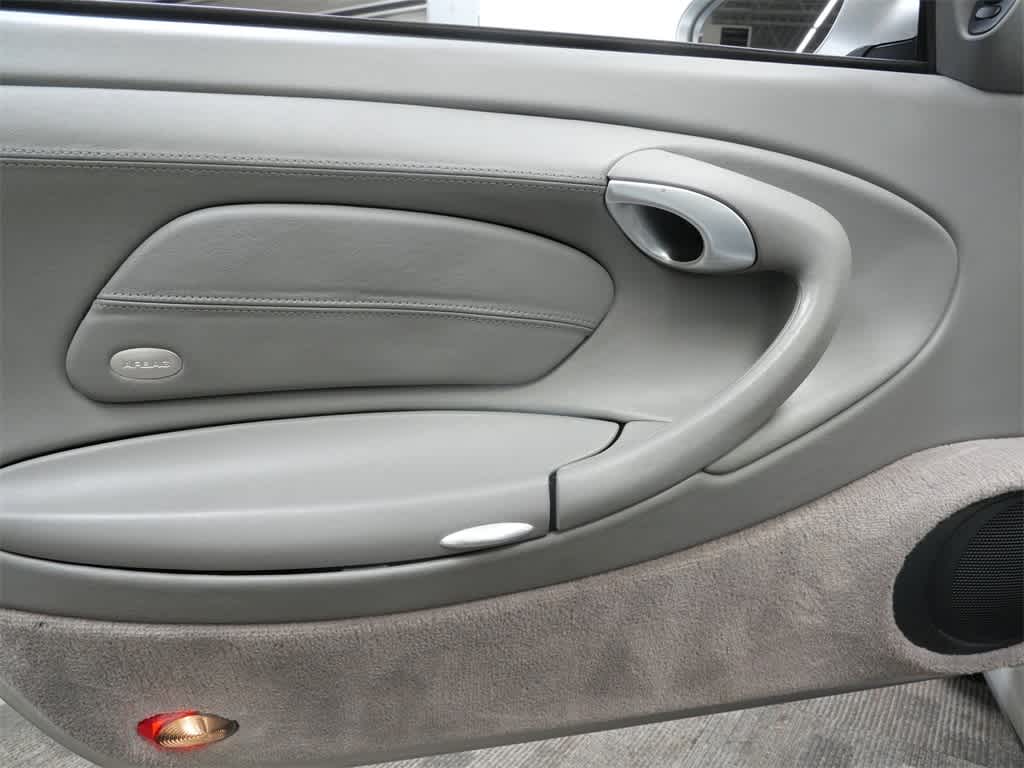 Thumbnail: 2001 Porsche 911 - 11