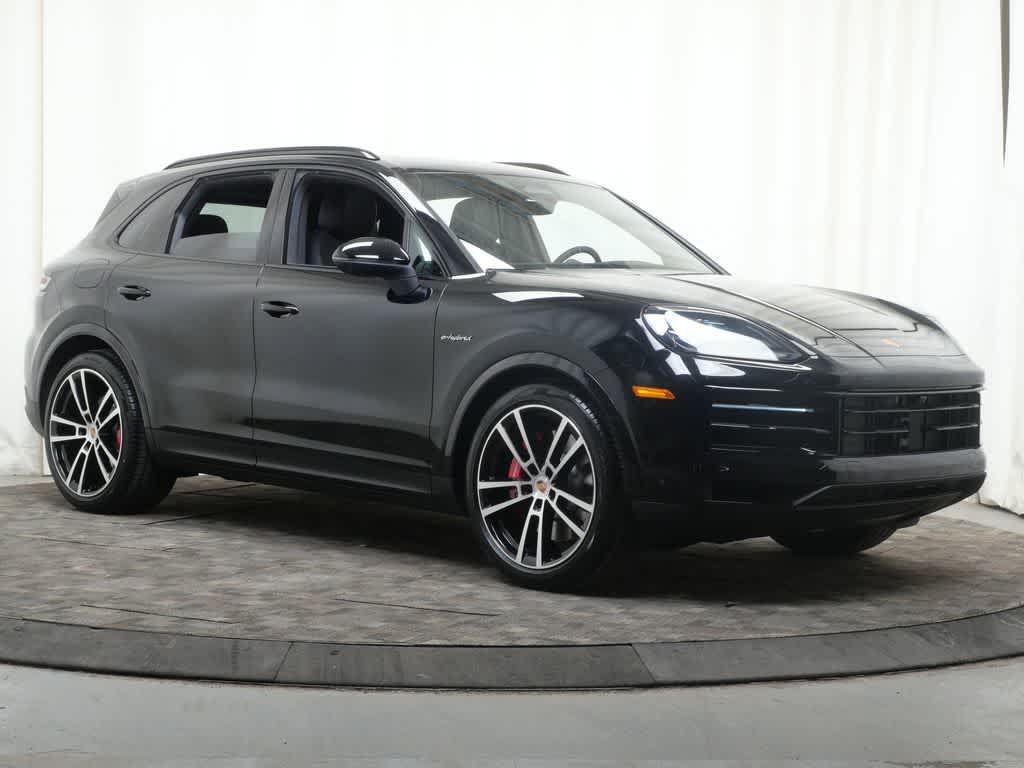 Thumbnail: 2026 Porsche Cayenne - 9