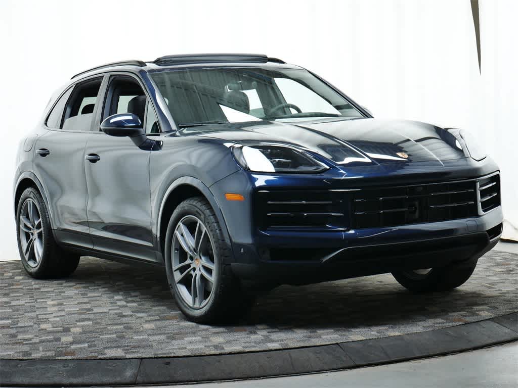Thumbnail: 2025 Porsche Cayenne - 9