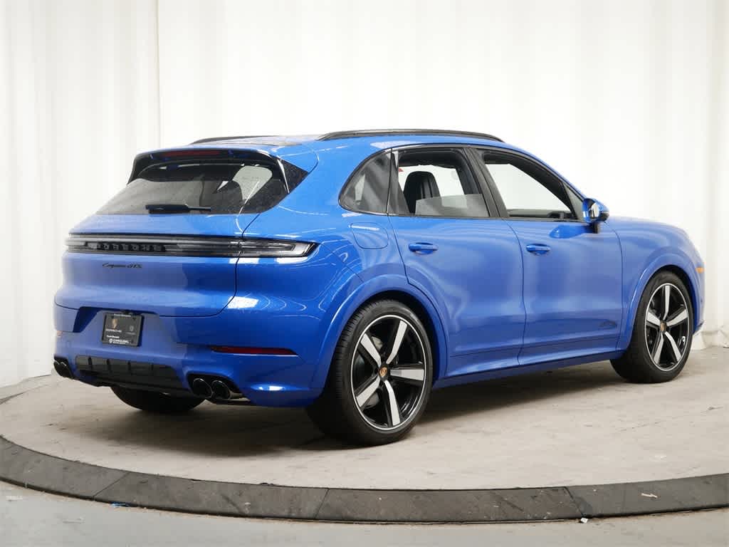 Thumbnail: 2025 Porsche Cayenne - 9