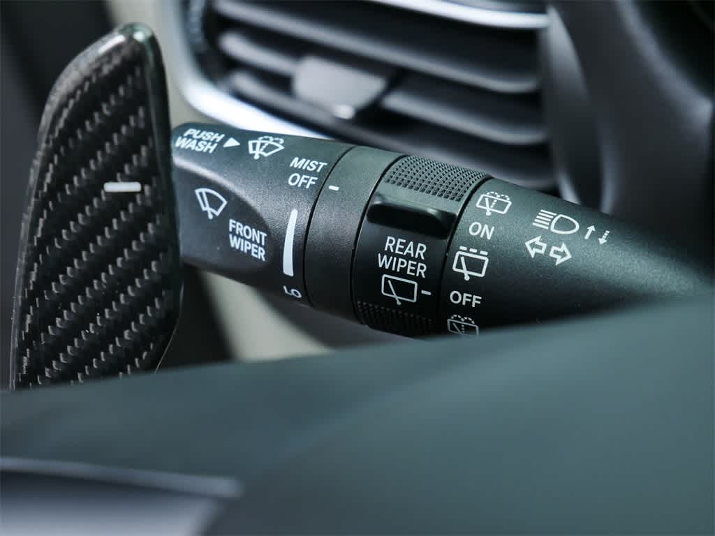 Thumbnail: 2022 Maserati Levante - 18