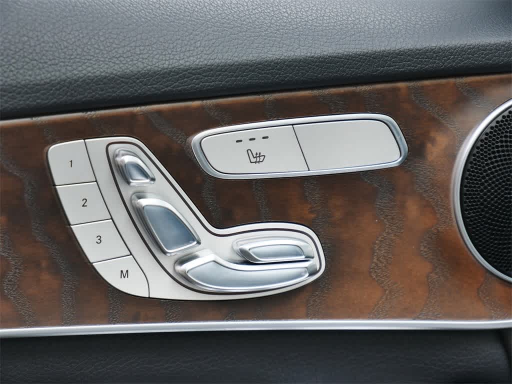 Thumbnail: 2017 Mercedes-Benz C-Class - 12