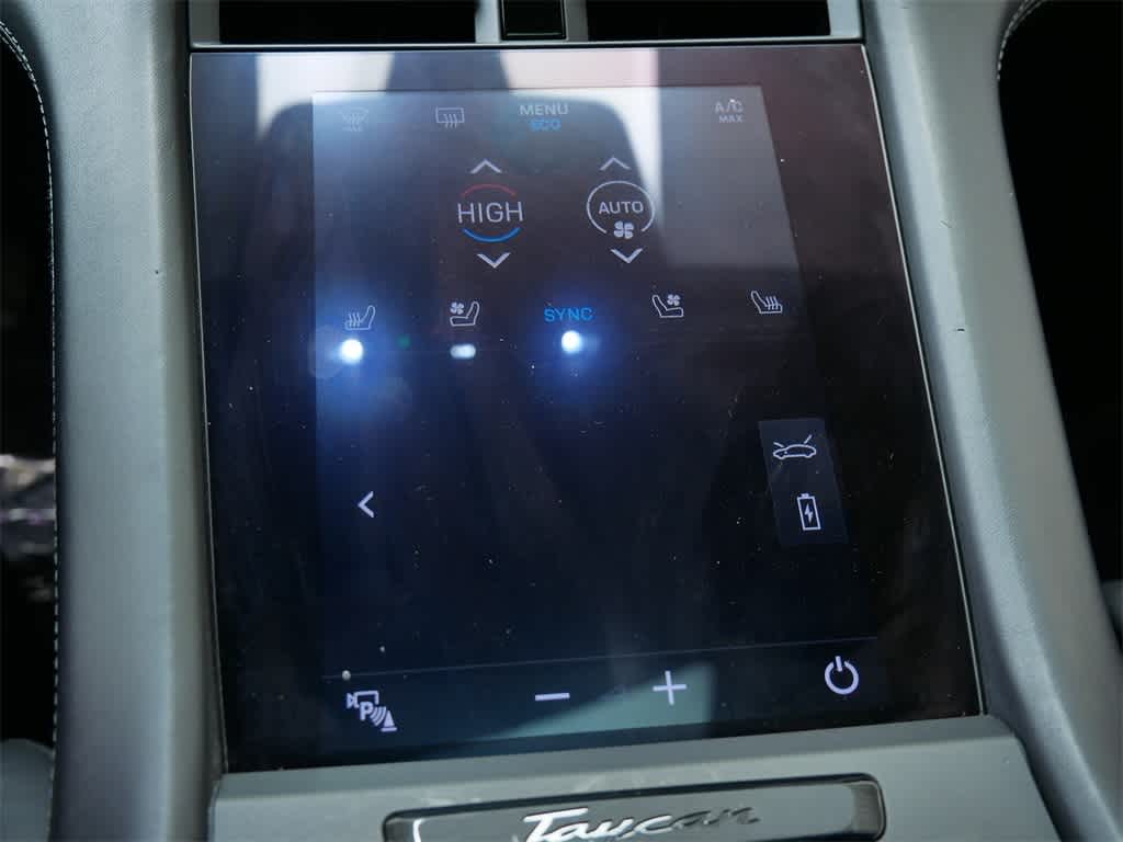 Thumbnail: 2020 Porsche Taycan - 23