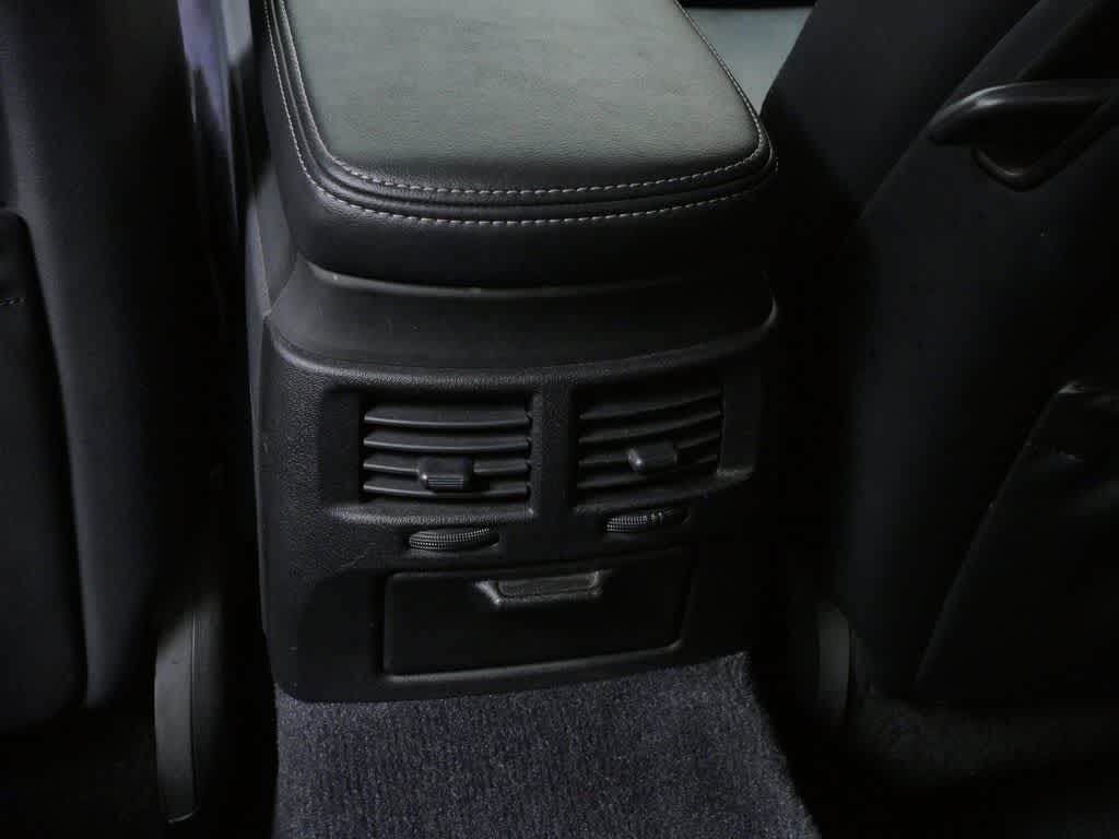 Thumbnail: 2013 Lexus IS - 15
