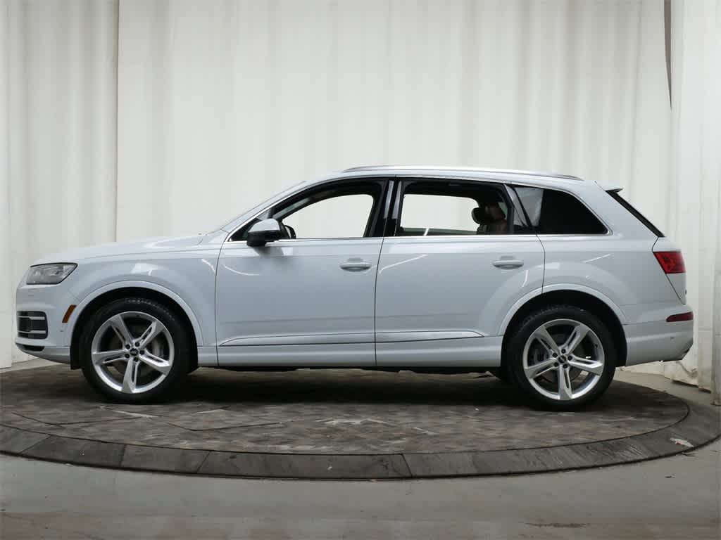 Thumbnail: 2019 Audi Q7 - 3