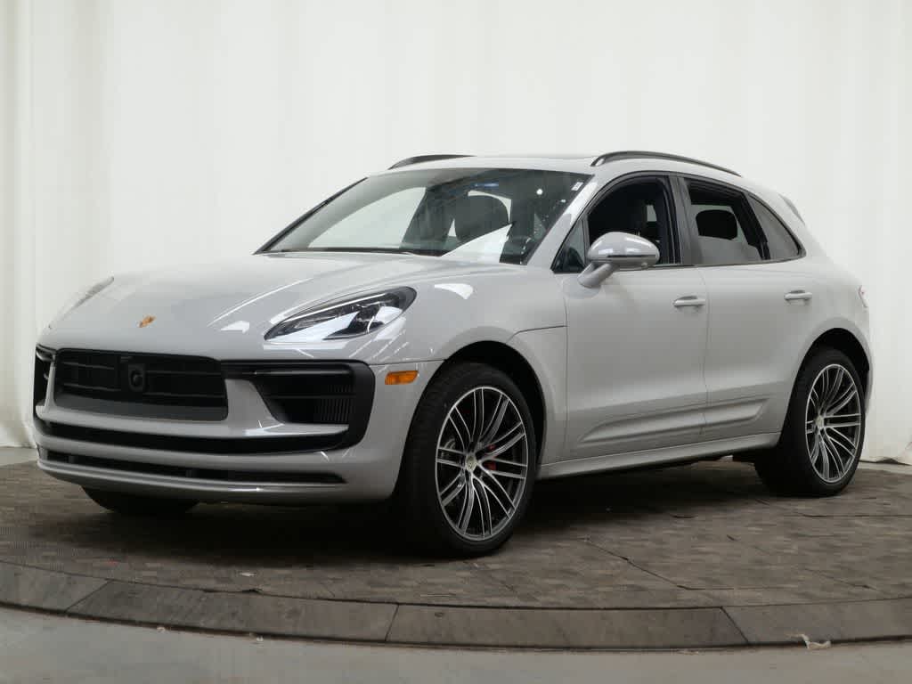 Thumbnail: 2025 Porsche Macan - 1