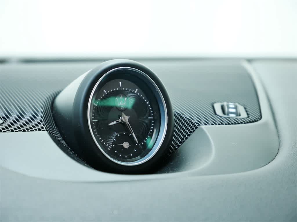 Thumbnail: 2022 Maserati Levante - 20