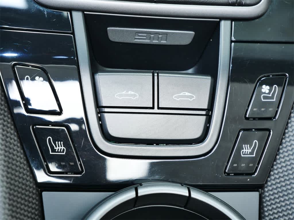 Thumbnail: 2023 Porsche 911 - 24