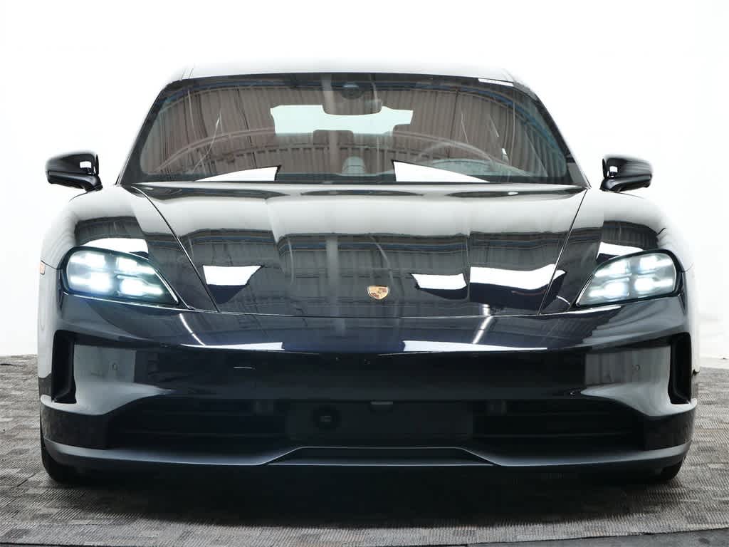 Thumbnail: 2025 Porsche Taycan - 10