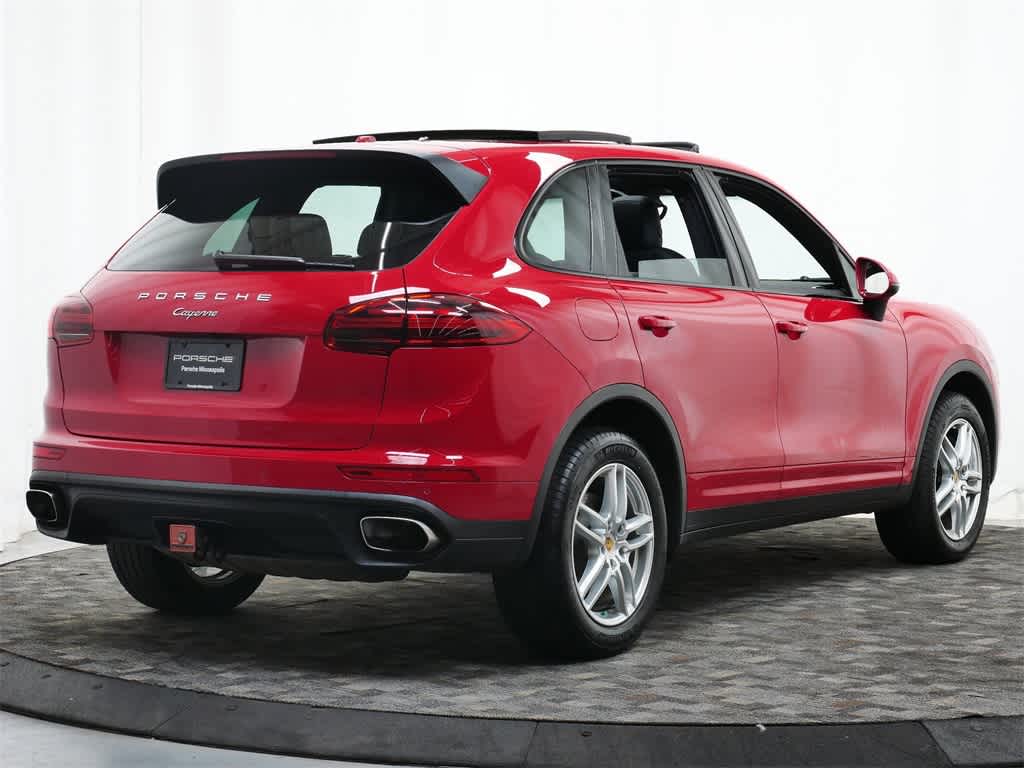Thumbnail: 2016 Porsche Cayenne - 7