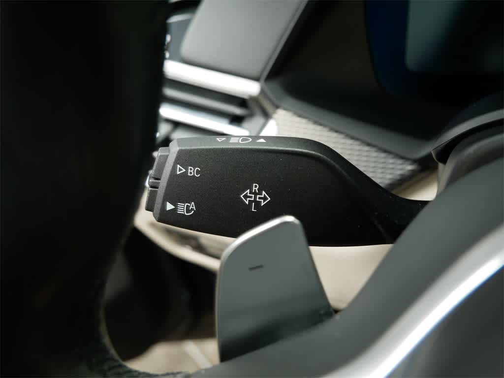 Thumbnail: 2021 BMW X5 - 22