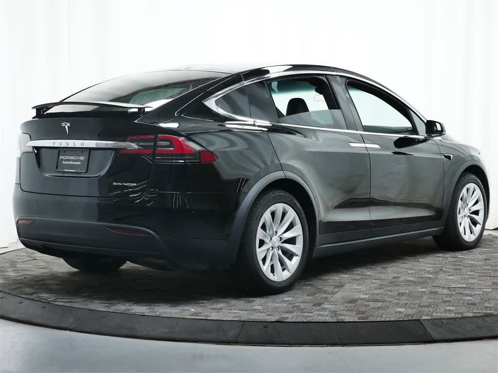 Thumbnail: 2019 Tesla Model X - 7