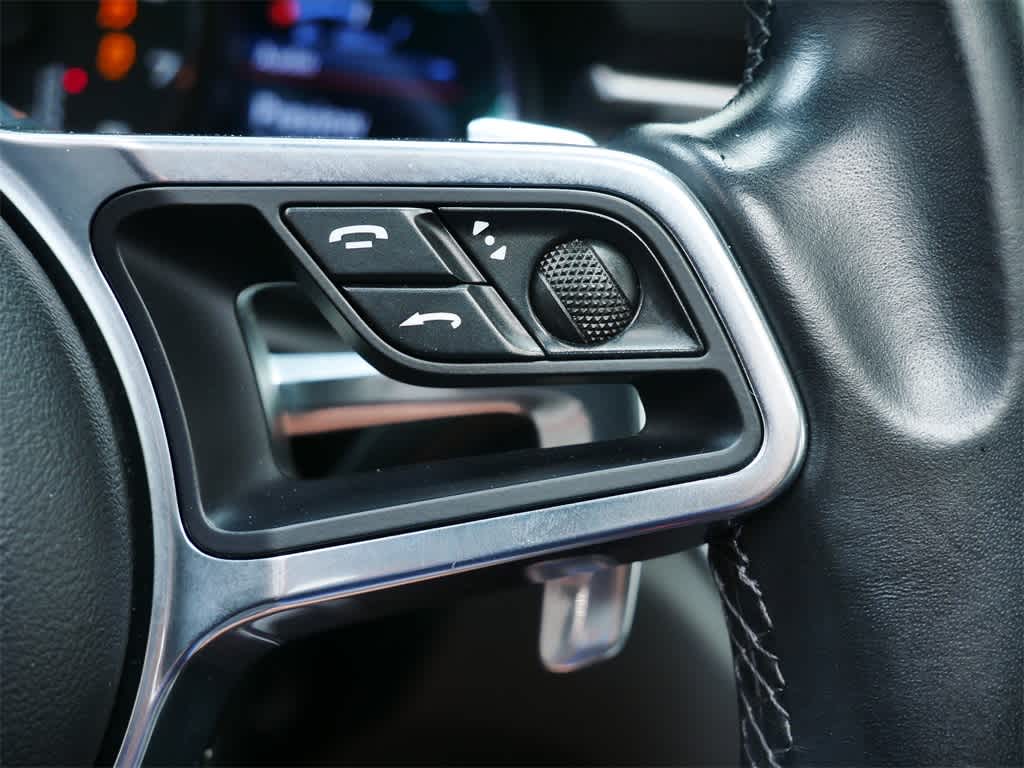 Thumbnail: 2018 Porsche Macan - 20