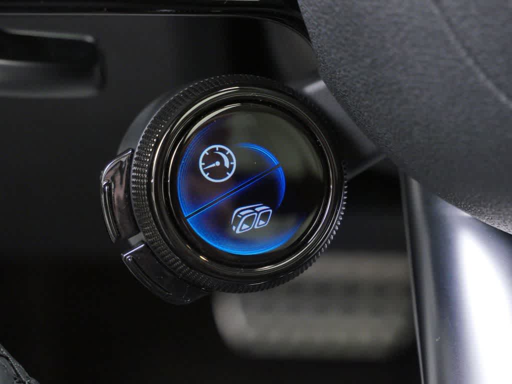 Thumbnail: 2024 Mercedes-Benz GLC - 21
