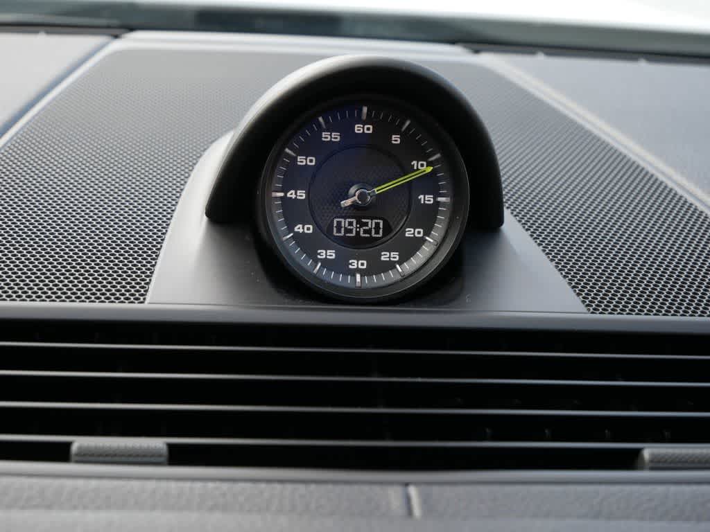 Thumbnail: 2023 Porsche Panamera - 28