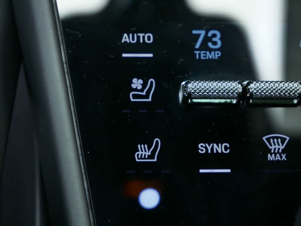 Thumbnail: 2025 Porsche Cayenne - 28