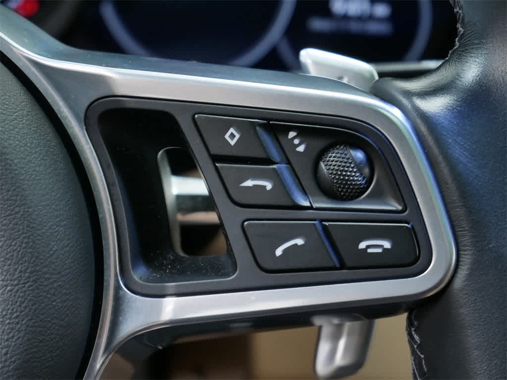 Thumbnail: 2023 Porsche Cayenne - 20