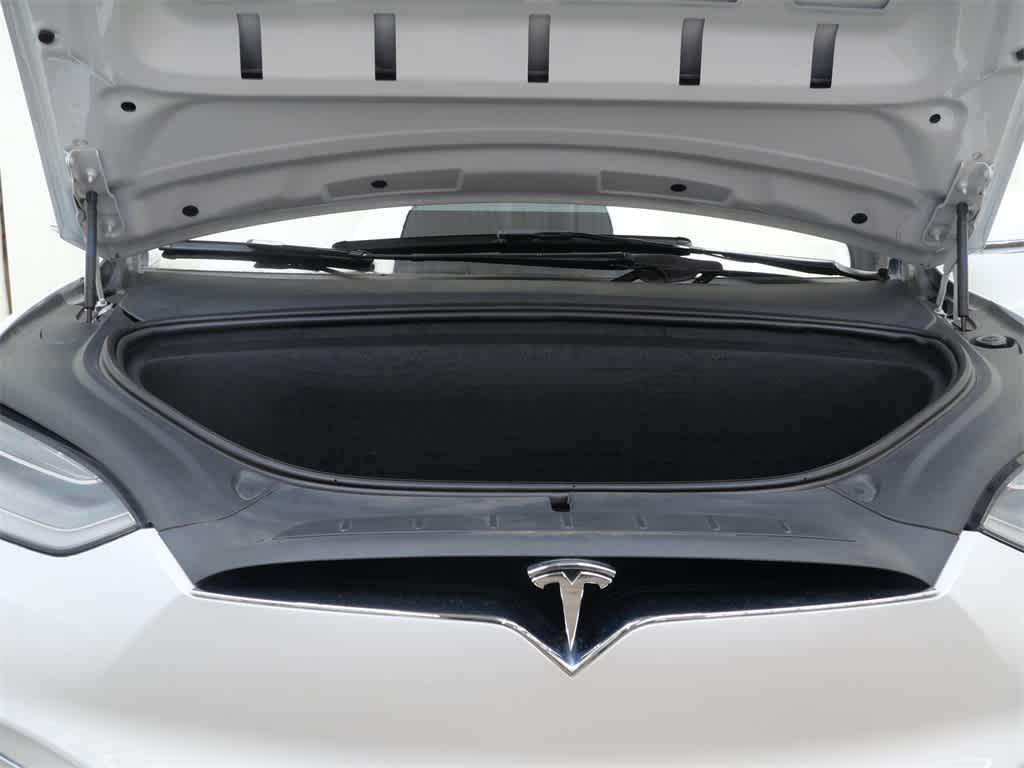 Thumbnail: 2020 Tesla Model X - 12
