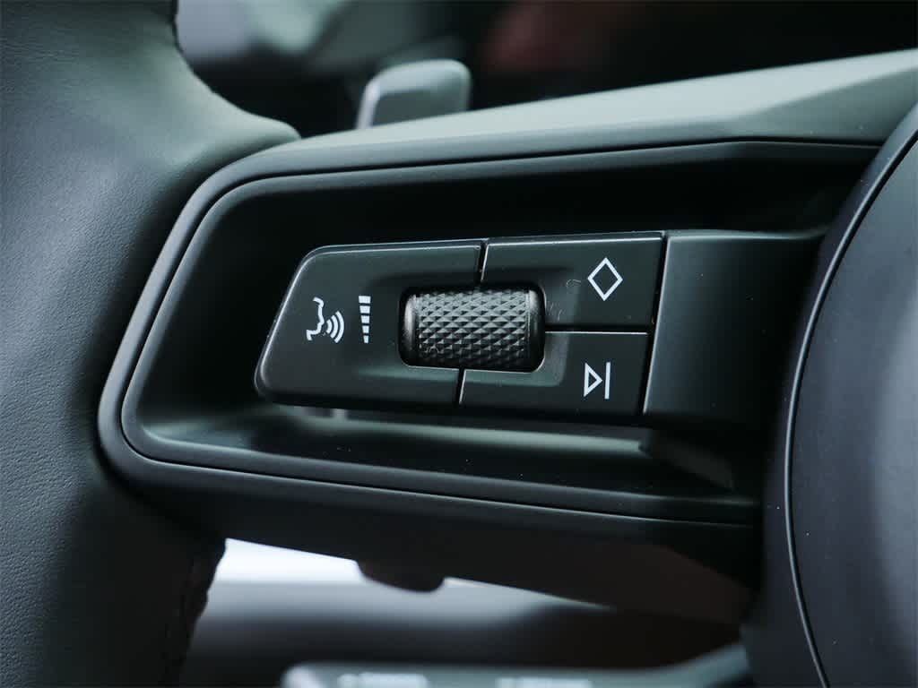 Thumbnail: 2025 Porsche Cayenne - 23