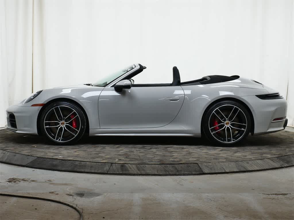Thumbnail: 2026 Porsche 911 - 2