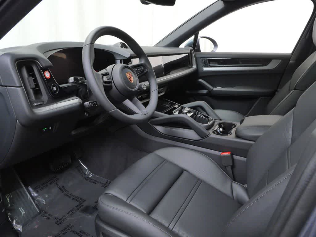 Thumbnail: 2026 Porsche Cayenne - 4