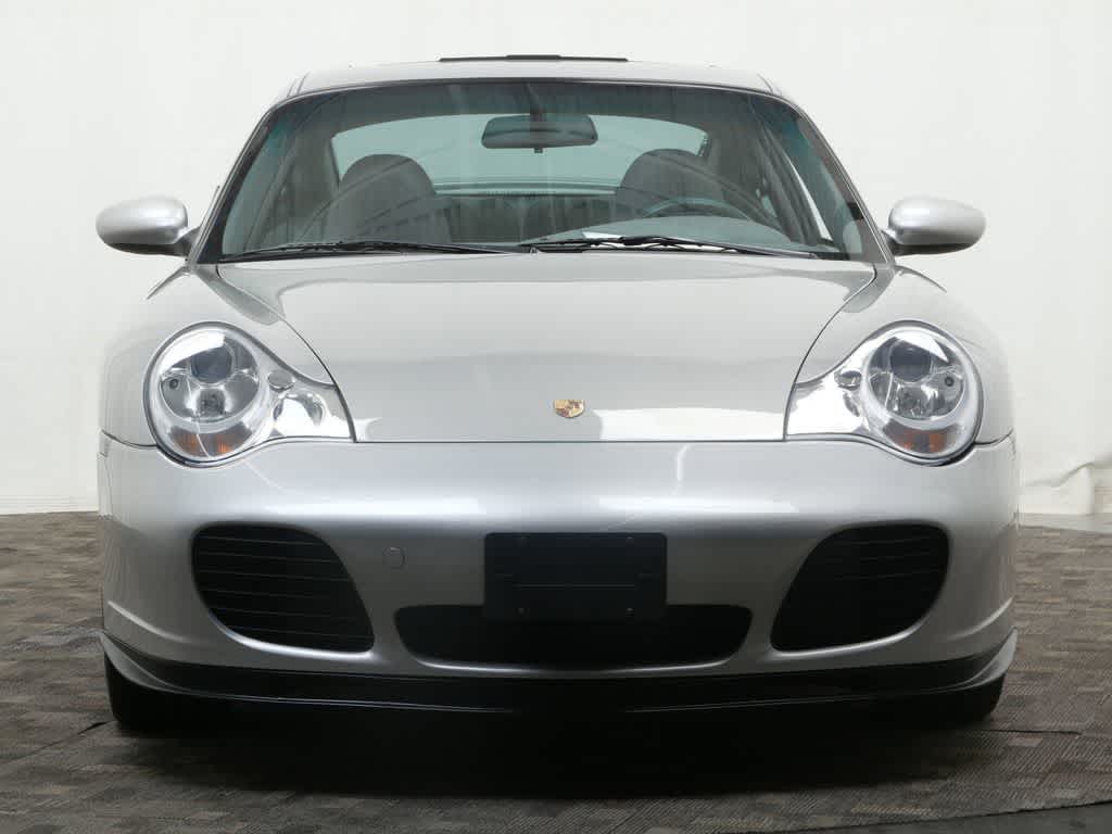 Thumbnail: 2001 Porsche 911 - 10