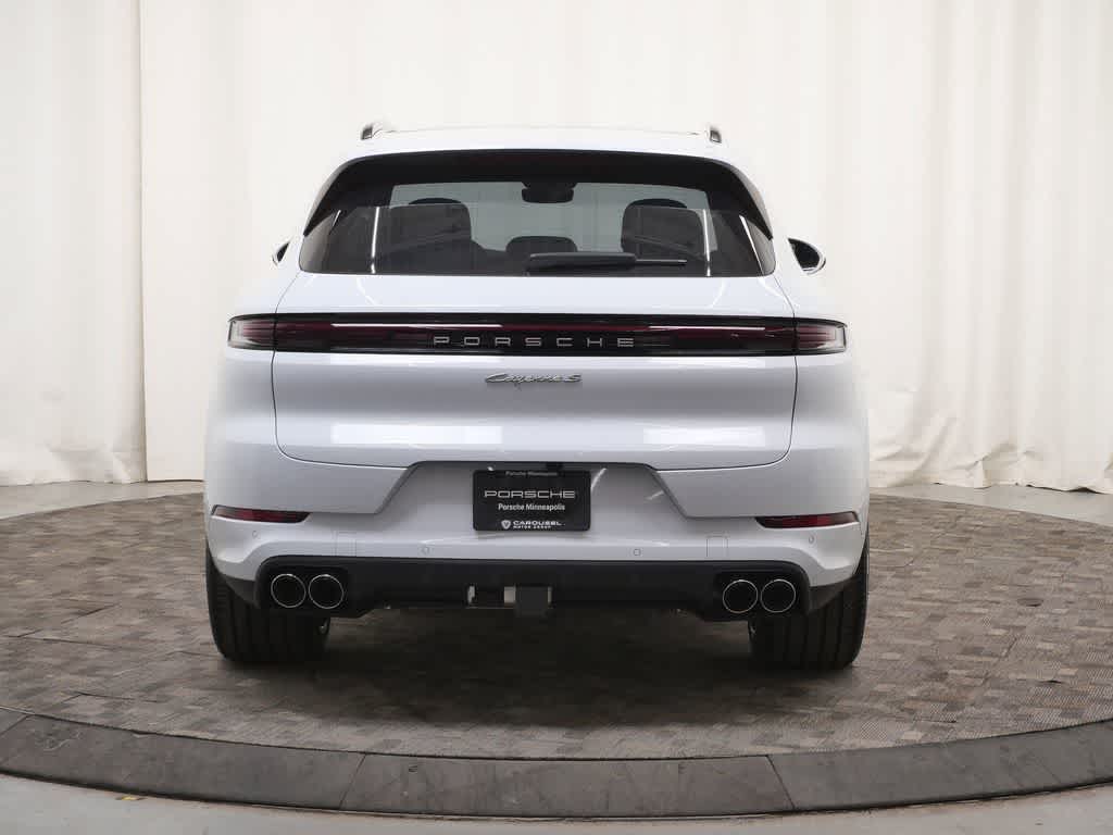Thumbnail: 2026 Porsche Cayenne - 6