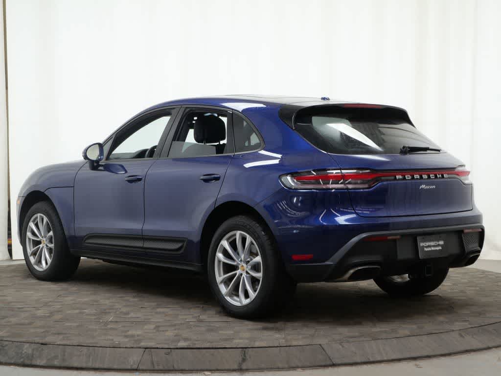 Thumbnail: 2025 Porsche Macan - 3
