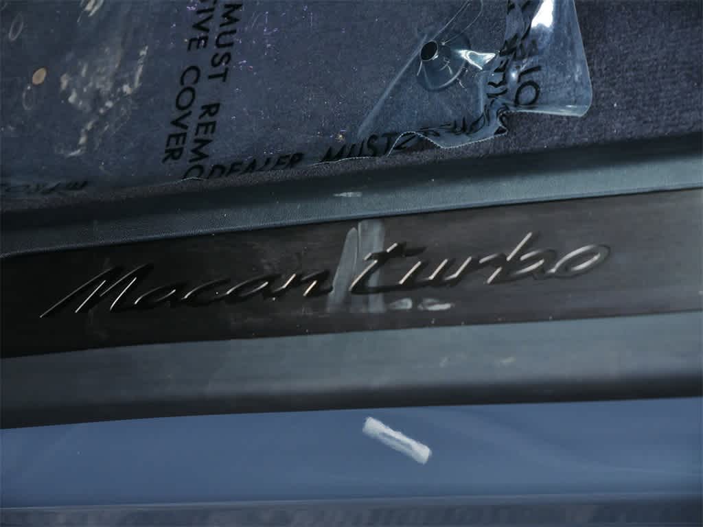 Thumbnail: 2025 Porsche Macan - 14