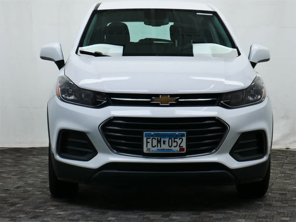 Thumbnail: 2017 Chevrolet Trax - 10