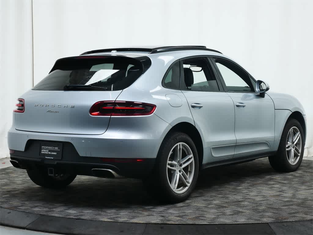 Thumbnail: 2018 Porsche Macan - 7