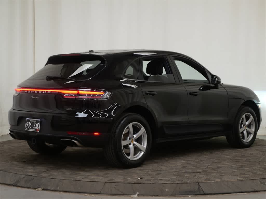 Thumbnail: 2020 Porsche Macan - 7