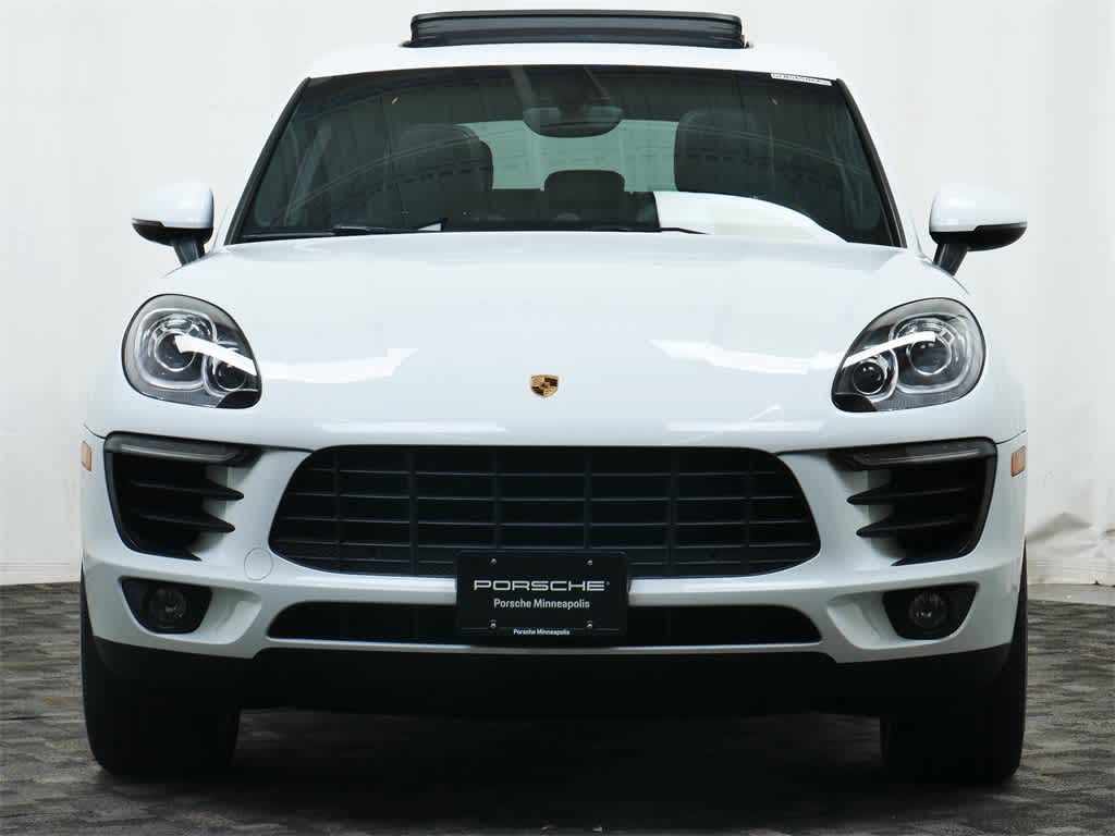 Thumbnail: 2016 Porsche Macan - 10