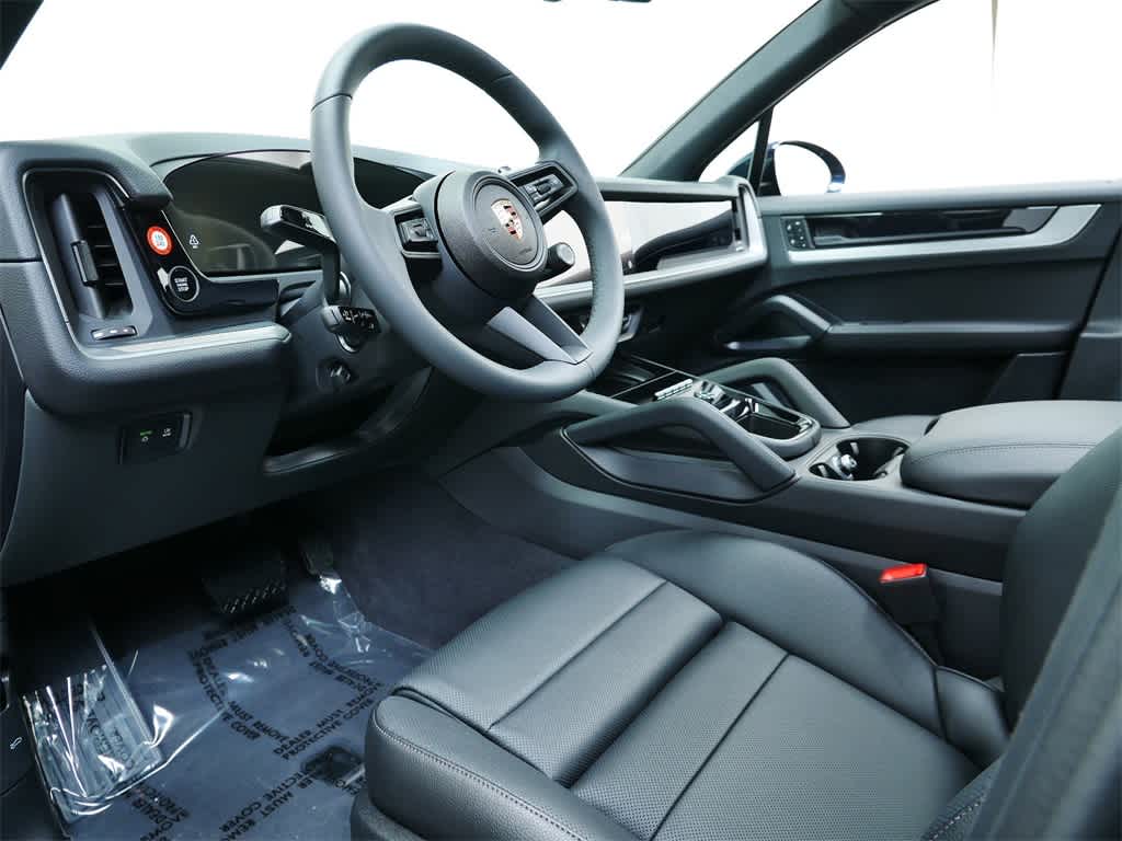 Thumbnail: 2025 Porsche Cayenne - 4