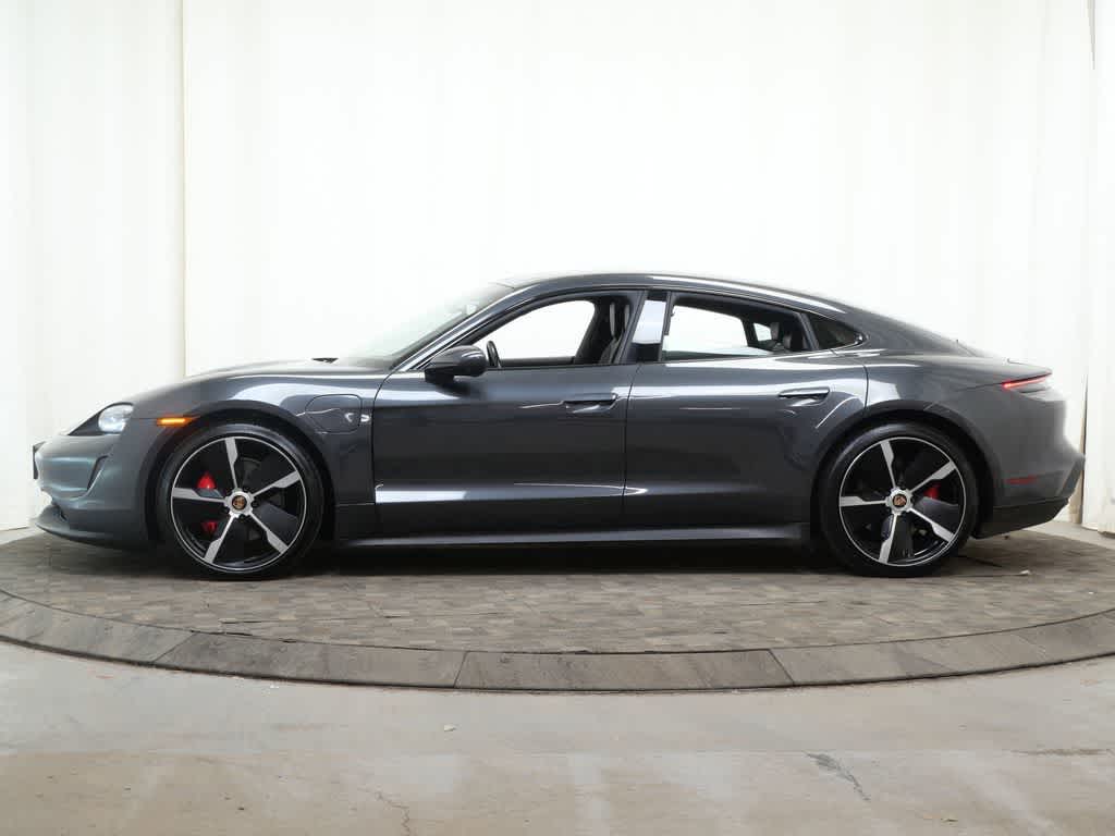 Thumbnail: 2021 Porsche Taycan - 2