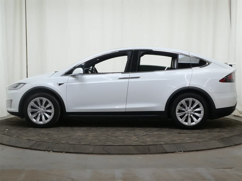 Thumbnail: 2020 Tesla Model X - 2