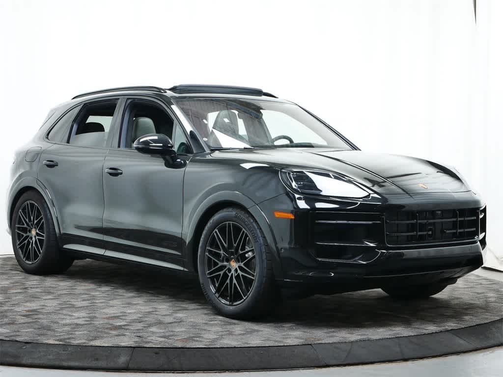 Thumbnail: 2025 Porsche Cayenne - 9